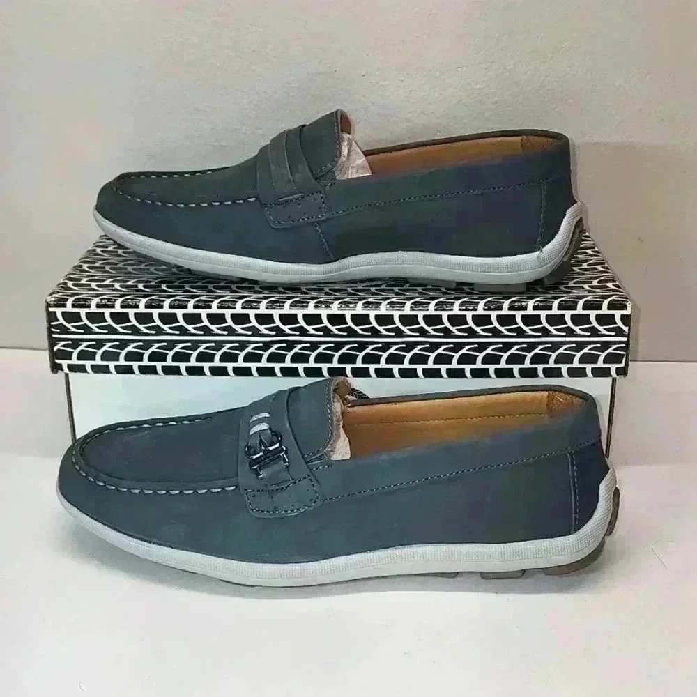 Driver club genuine moccasins new with box size 4.5